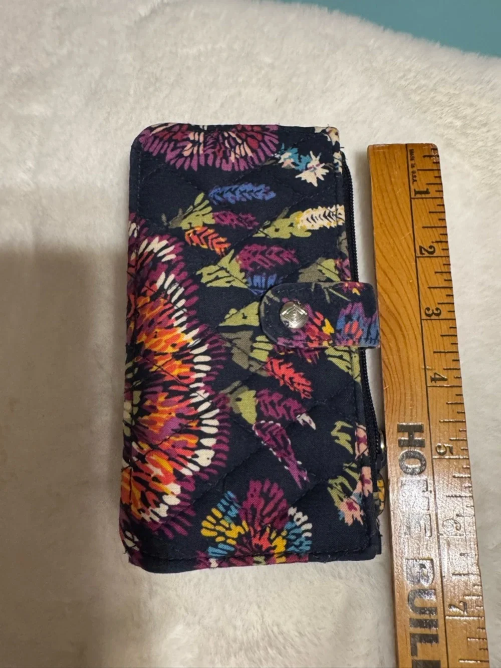 Vera Bradley Women’s Navy Floral Quilted Midnight Gardens trifold wallet - Picture 4 of 8